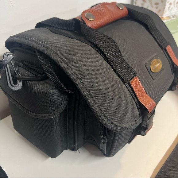 Vintage Canon Black Canvas Camera Bag Pockets Shoulder Strap Leather - Picture 4 of 13
